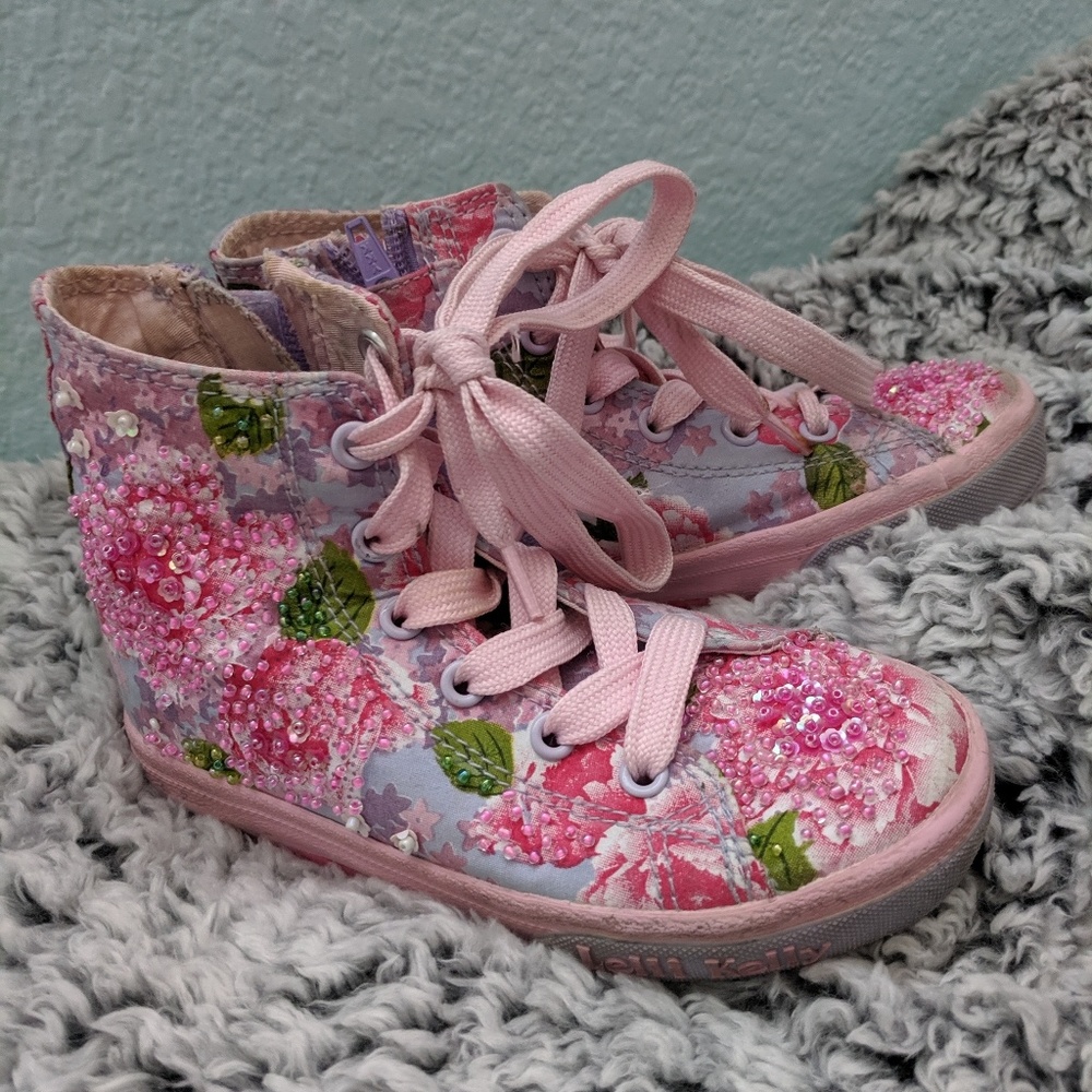 LELLI KELLY LILAC W/ PINK ROSES BEADED HIGHTOPS